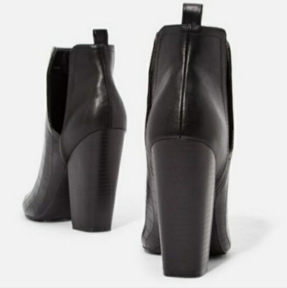 Old Town Cutout Heeled Bootie 8.5 MSRP $63 - Picture 5 of 7